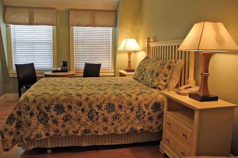 Atlantic House Inn York Room photo